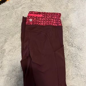 Lululemon leggings size 4
